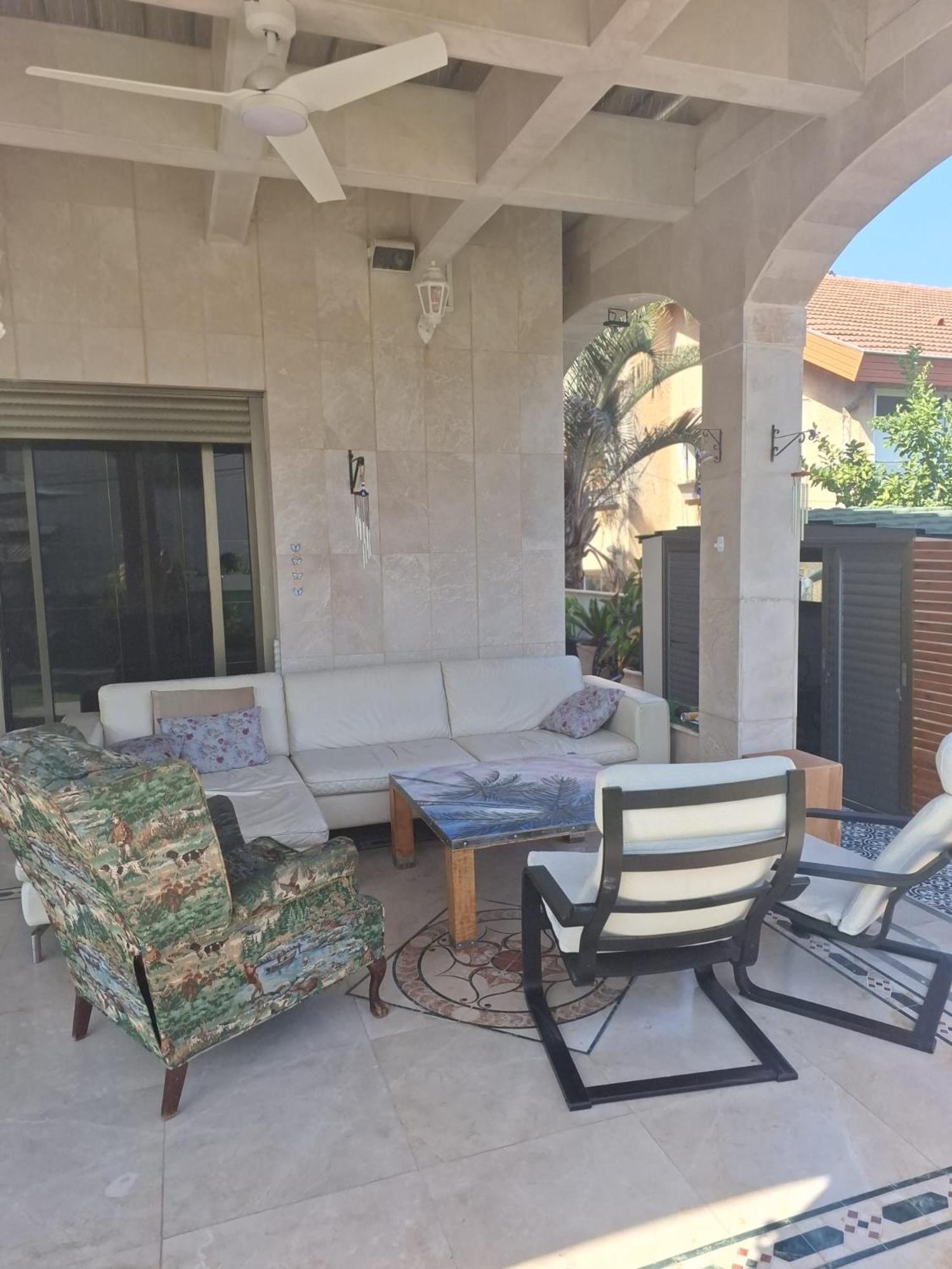 Villa White Hall Yehud-Monosson Екстер'єр фото